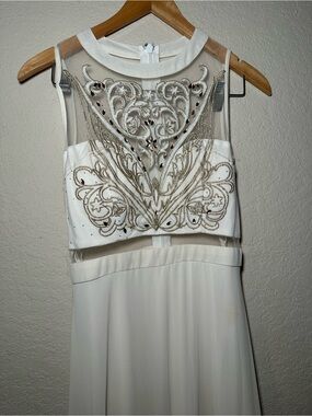 Soieblu White Embroidered Gown